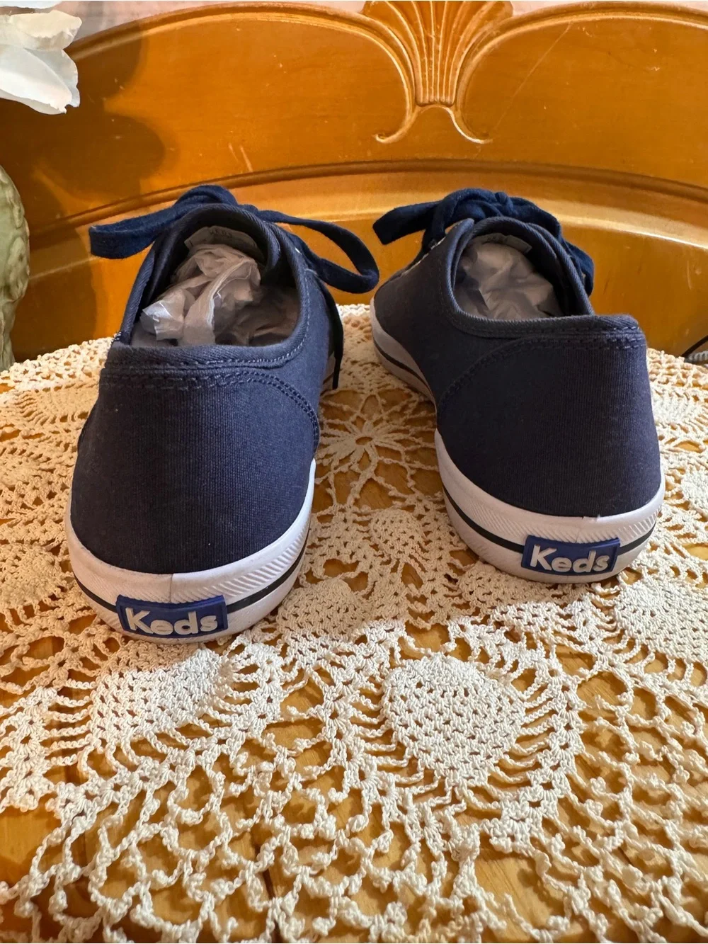 👟 Keds Navy Canvas Lace-Up Sneakers – Women’s Size 9